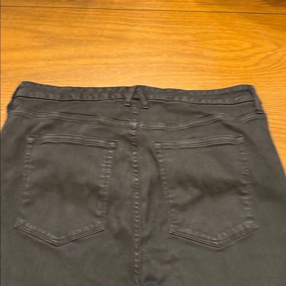 Good American Good Waist Crop Side Slit Jean Plus Size 18 26” inseam Black EUC - Picture 15 of 16